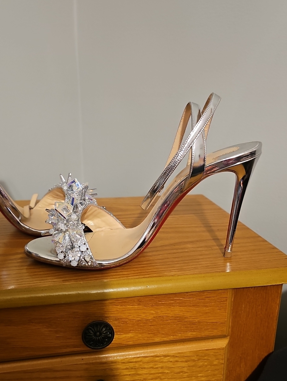 Christian Louboutin Okydok Crystal Lurex 100mm Heels - Picture 9 of 13